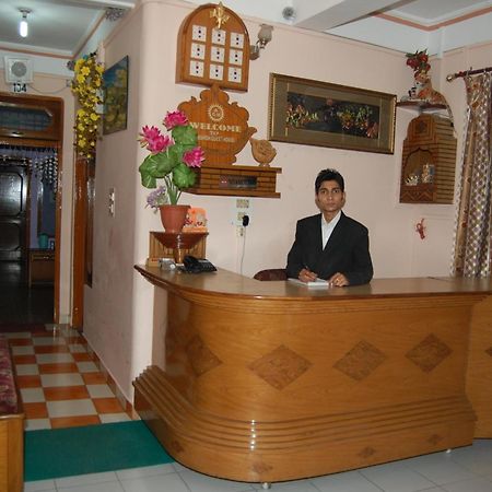 Hotel Ashish Inn Kandāghāt Exterior foto