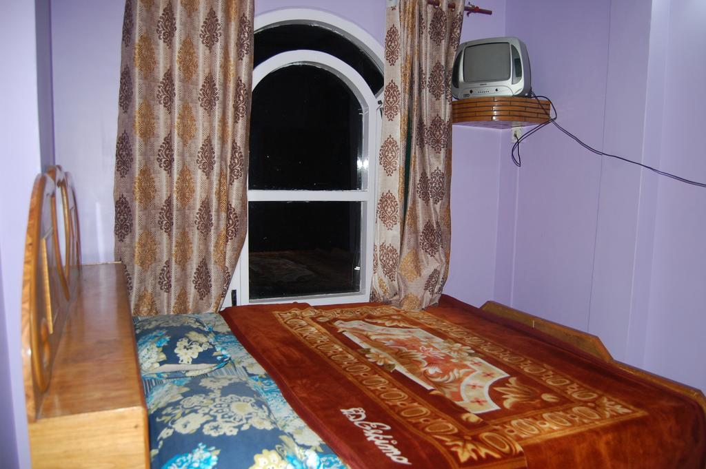Hotel Ashish Inn Kandāghāt Zimmer foto